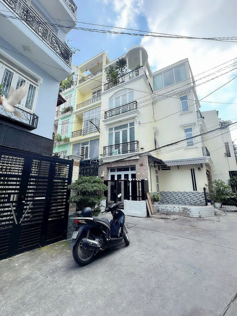 BÁN SIÊU PHẨM CHỊ EM SINH ĐÔI - MUA 1 ĐƯỢC 2 - CĂN GÓC 2 MẶT TIỀN HXH Đ. TRẦN HƯNG ĐẠO, QUẬN 1 - 74M2 - NGANG 11M*7M