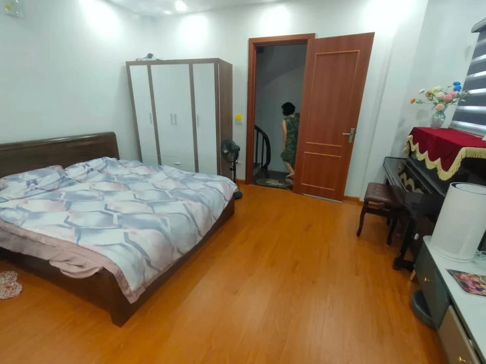 🚨!: 🛍️KD ĐỈNH - 💰DÒNG TIỀN - 📜SỔ ĐỎ. Bán nhà Thanh Xuân