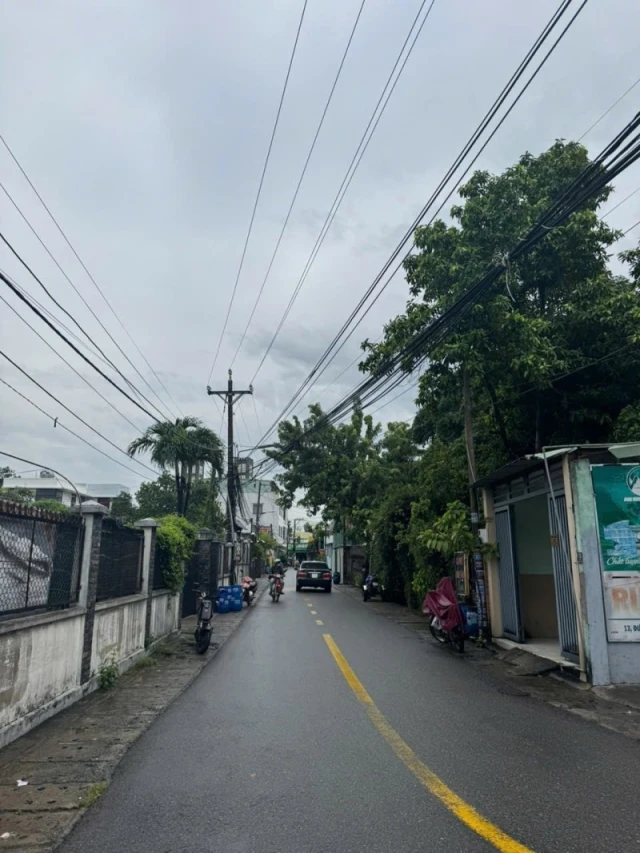 Bán đất Dĩ An 174m²,SHR đường nhựa 2 ô tô thông, gần BigC Go Dĩ An,giá đầu tư