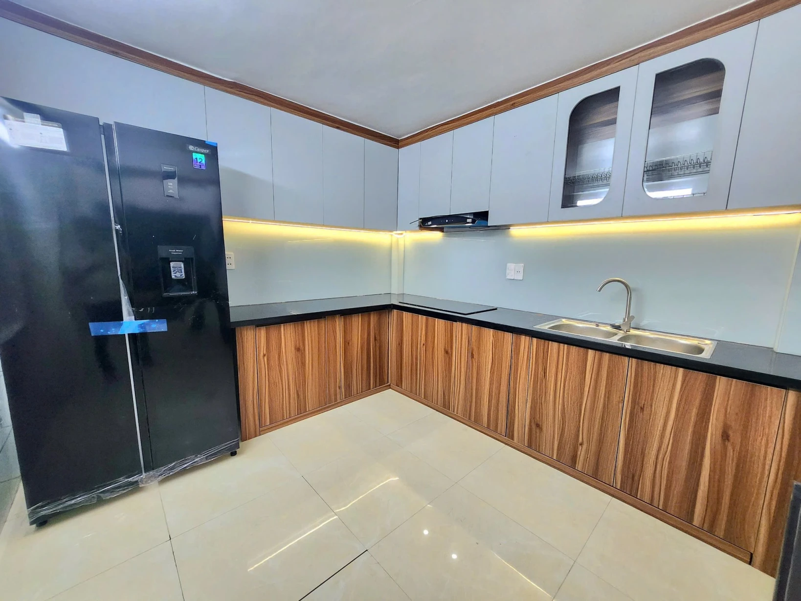 Nhà riêng Hoàng Đạo Thành, ngõ thông, ô tô tránh, 72m*3 tầng, MT 7m. Giá chào 15,2 tỷ