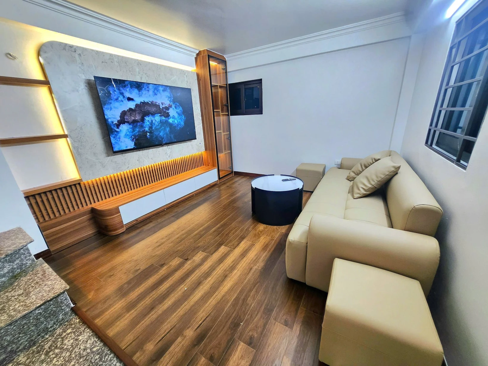 Nhà riêng Kim Giang, ô tô con đỗ cửa, Thang máy, Full đồ, 60m*7 tầng, mặt tiền 5m. Giá 14,7 tỷ