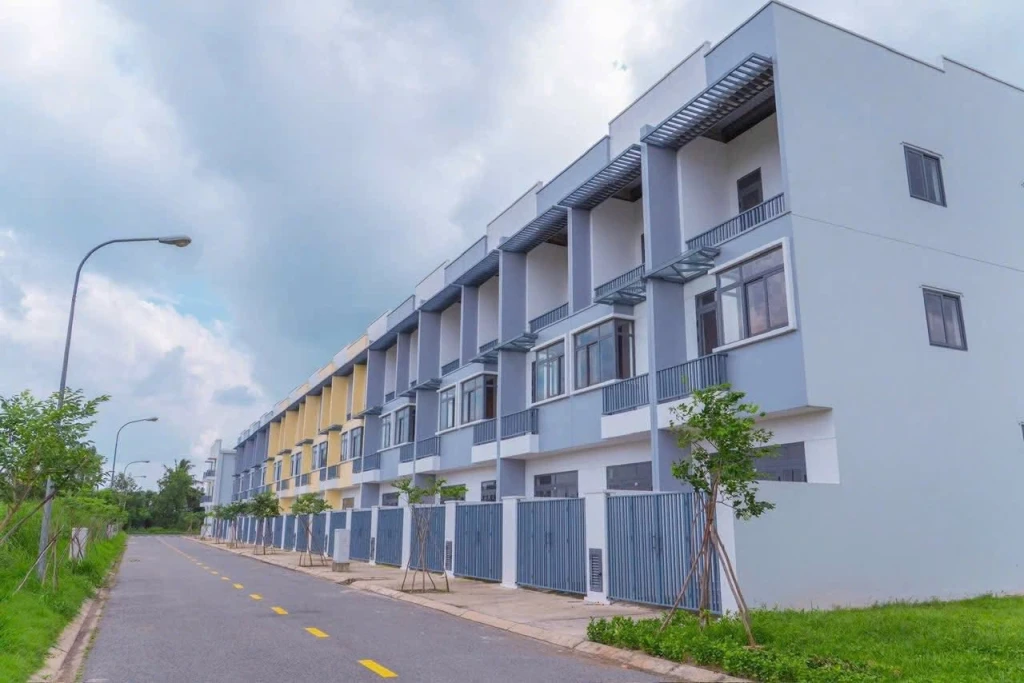 Nhà phố Tây Ninh  Kinh doanh – Buôn bán tốt.