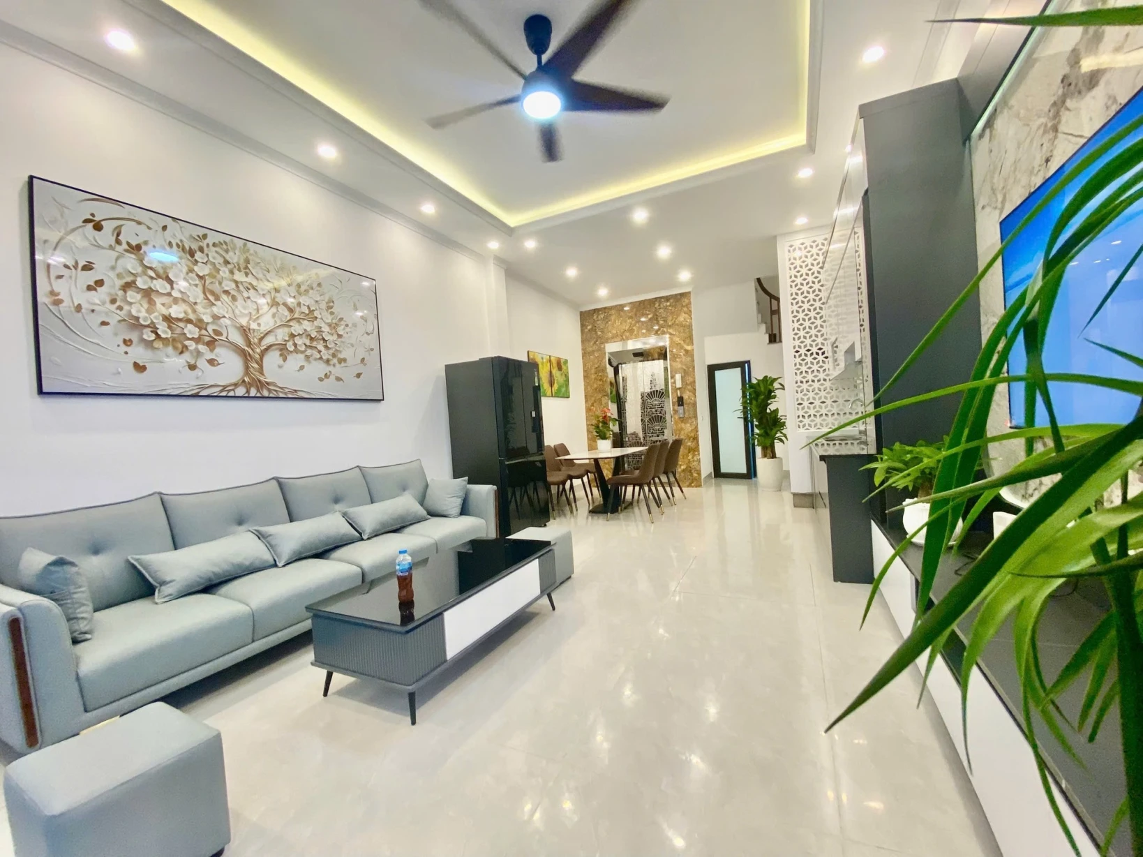 Bán nhà Phú Cường 45m2 thang máy 5 tầng ô tô tránh kinh doanh Bán nhà Phú Cường 45m2 thang máy 5 tầng ô tô tránh kinh doanh