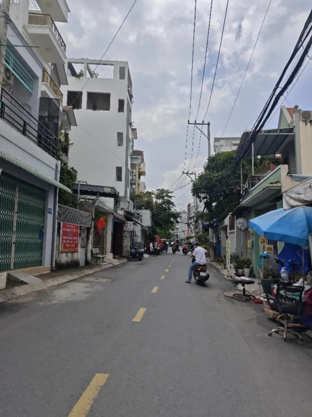 gò vấp: nhà ngõ lê đức thọ 60m2, 1 trệt, sổ hồng, giá hời chỉ 6 tỷ gò vấp: nhà ngõ lê đức thọ 60m2, 1 trệt, sổ hồng, giá hời chỉ 6 tỷ