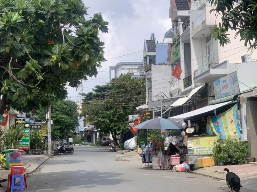 Bán nhà hẻm Song Hành q12, 100m2, 2 tầng, 6.4 tỷ - sổ hồng trao tay!