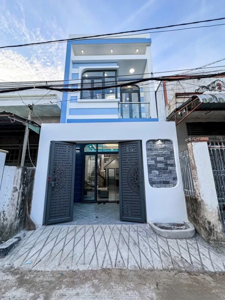 Bán Nhà Đẹp Tương Bình Hiệp – 1 Trệt 1 Lầu - Hẻm Xe Hơi - Sổ Hồng Riêng