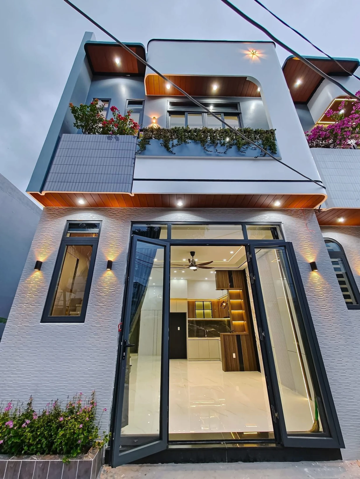 Mẫu Nhà Phố Hiện Đại Mới 2025 - Thủ Dầu Một - 1 Trệt 1 Lầu