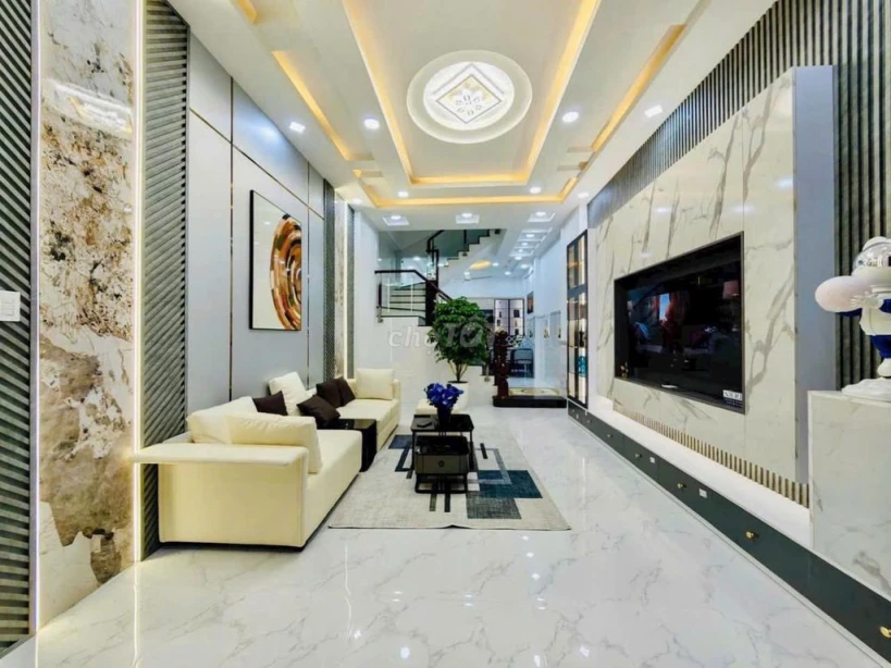 NHÀ 3 LẦU NGAY CHỢ TỈNH LỘ 10 BINH TÂN