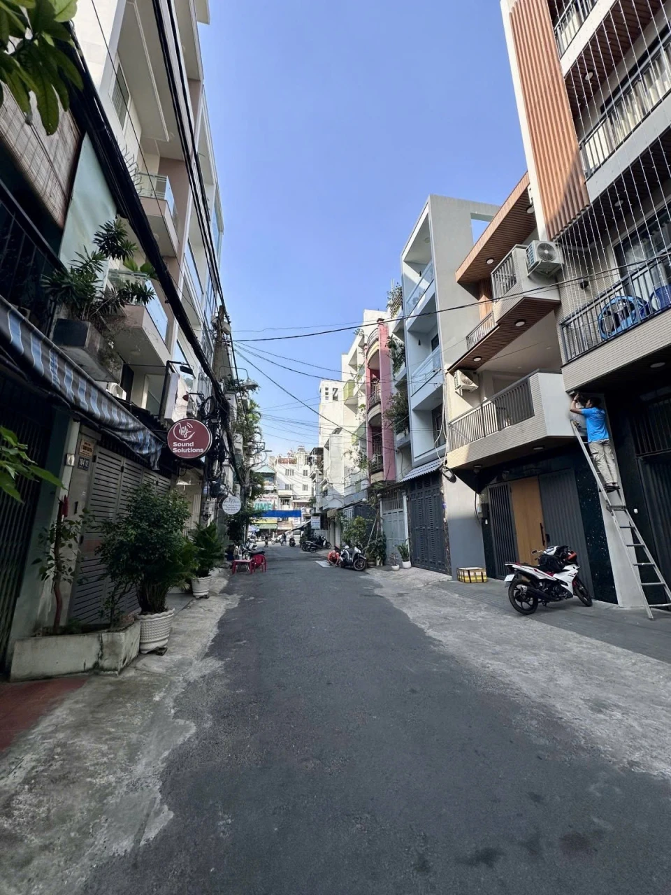 Bán nhà HXH Thành Thái Quận 10 cách 10m, 5 Tầng nhà mới, 50m ra mặt tiền, giá nhỉnh 3 tỷ