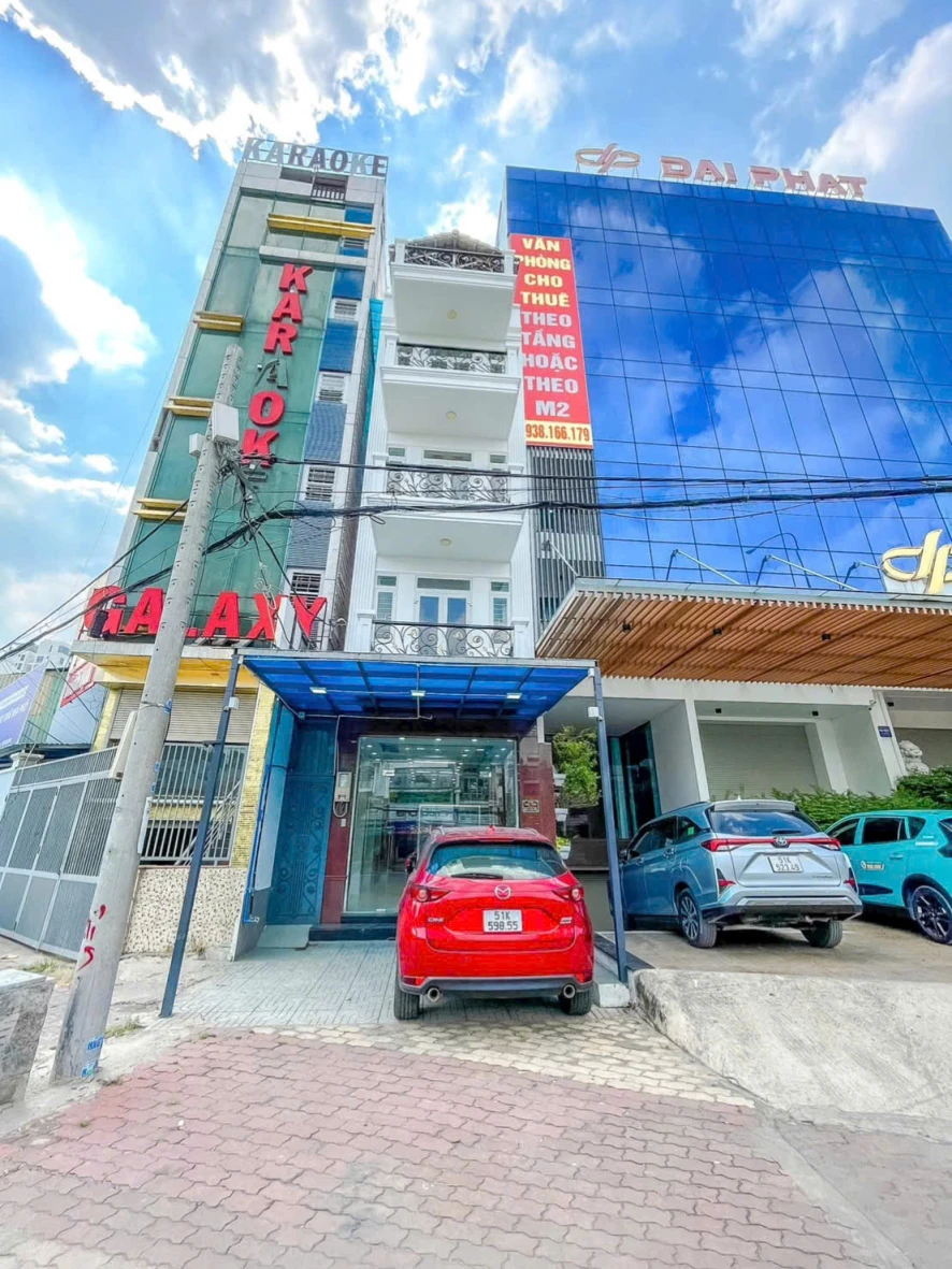 BÁN NHÀ 4 TẦNG MẶT TIỀN HÀ HUY GIÁP – CHÍNH CHỦ BÁN NHÀ 4 TẦNG MẶT TIỀN HÀ HUY GIÁP – CHÍNH CHỦ
