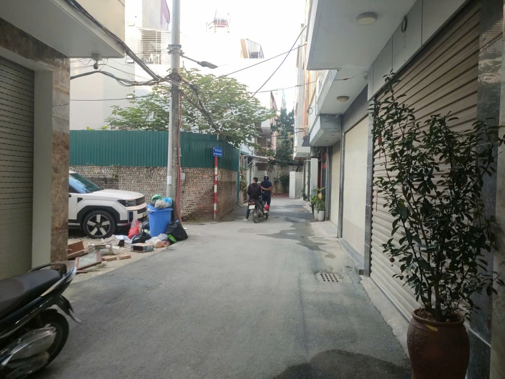 NHÀ ĐẸP TÂY HỒ - NGÕ THÔNG, ÔTÔ VÀO NHÀ, NHÀ DÂN XÂY, NỘI THẤT SANG XỊN (12.8 TỶ)