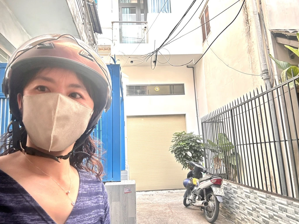 NHÀ ĐẸP 5 TẦNG VÀO Ở NGAY- Đ.BẾN VÂN ĐỒN- TRƯỚC NHÀ RỘNG THOÁNG MÁT- LƯU THÔNG  TÔN THẤT THUYẾT- TÔN ĐẢN- XÓM CHIẾU- NGUYỄN TẤT THÀNH.