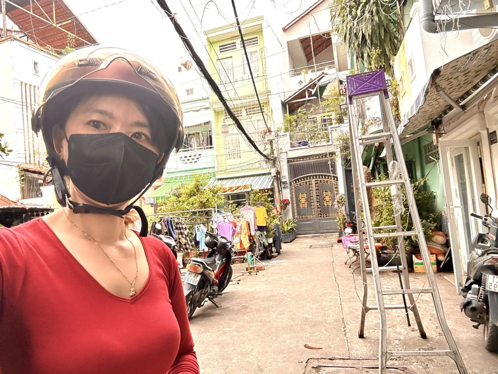 BÁN NHÀ Đ.TÔN ĐẢN- NGANG NỞ HẬU TÀI LỘC- NGAY KHU ĂN UỐNG- LƯU THÔNG TÔN THẤT THUYẾT- NGUYỄN TẤT THÀNH GẦN Đ. VĨNH KHÁNH.