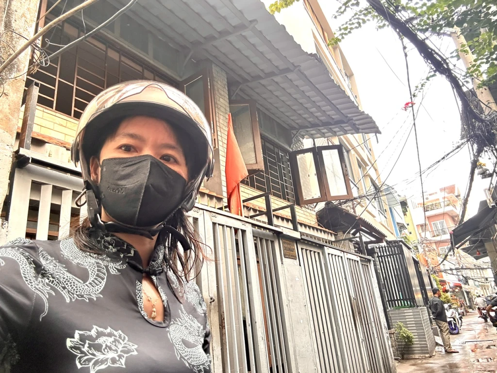 BÁN NHÀ Đ.SỐ- 6 TẦNG- NGANG LỚN 6.6- CÁCH 5M RA MT XE HƠI- LƯU THÔNG VĨNH HỘI- KHÁNH HỘI- BẾN VÂN ĐÒN.