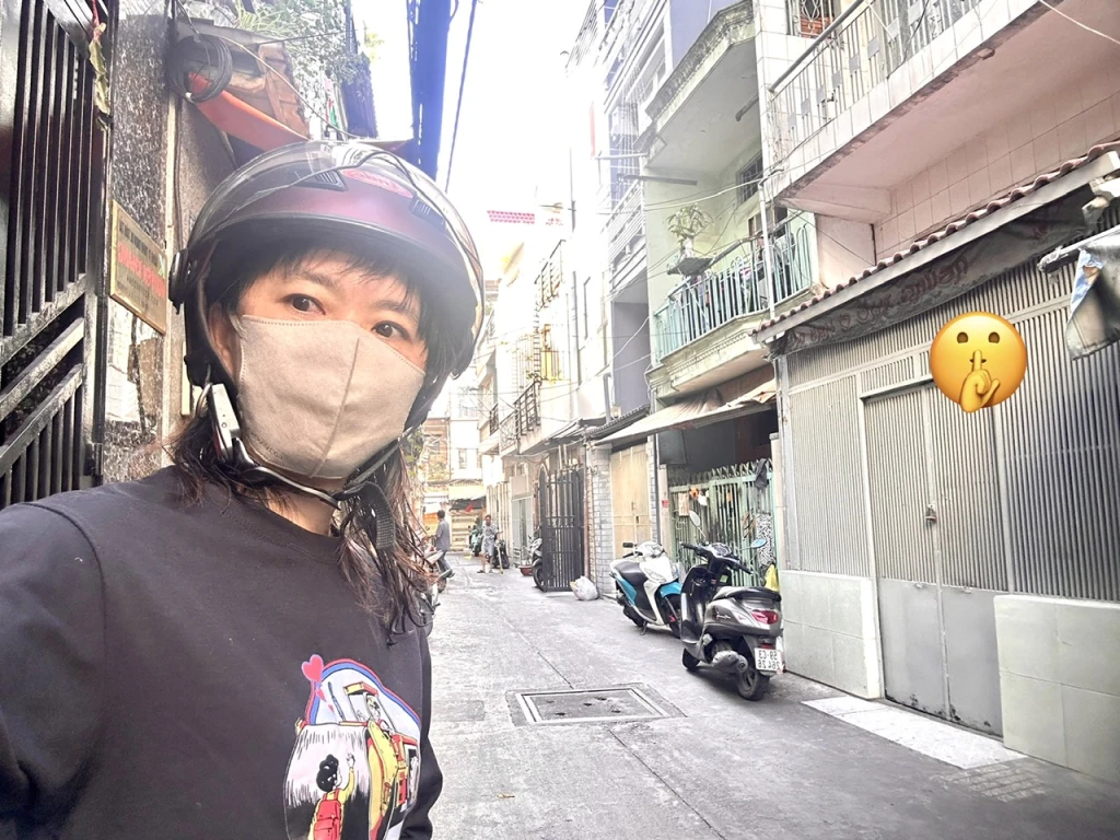 BÁN NHÀ Đ. ĐOÀN VĂN BƠ- 28M2 NHỈNH 4 ĐỒNG- CÁCH 10 M CÓ XE HƠI-  KẾ BÊN Đ. XÓM CHIẾU- NGUYỄN TẤT THÀNH.