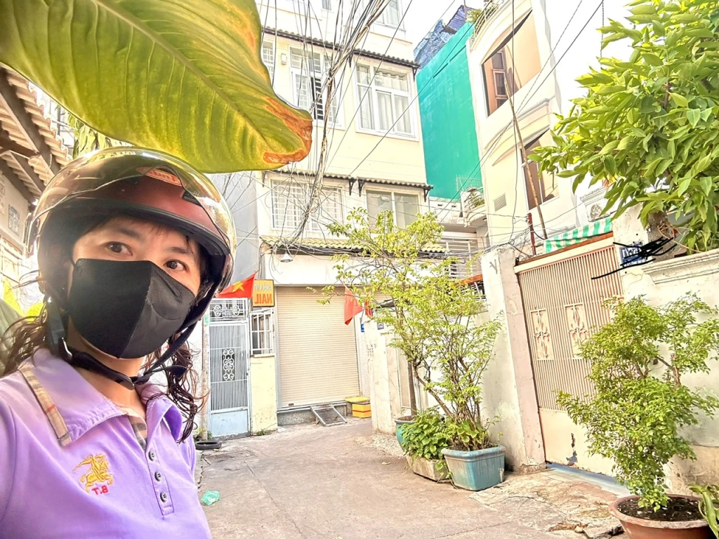 NHÀ NGON 4 TẦNG- CHỈ 6.2T- XE HƠI ĐẬU CỬA- 5M RA MẶT TIỀN TÔN THẤT THUYẾT- GIAO THƯƠNG NGUYỄN THẦN HIẾN VỚI BẾN VÂN ĐỒN QUA XÓM CHIẾU- KHÁNH HỘI- HOÀNG DIỆU.