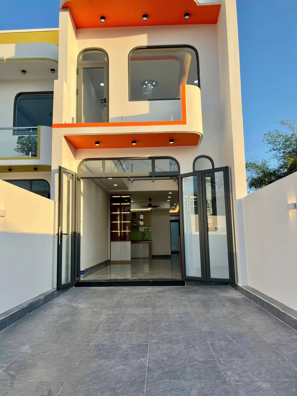 Bán nhà 3PN gần Nguyễn Chí Thanh TP Thủ Dầu Một, đường nhựa 7m, sổ hồng riêng, sân ô tô