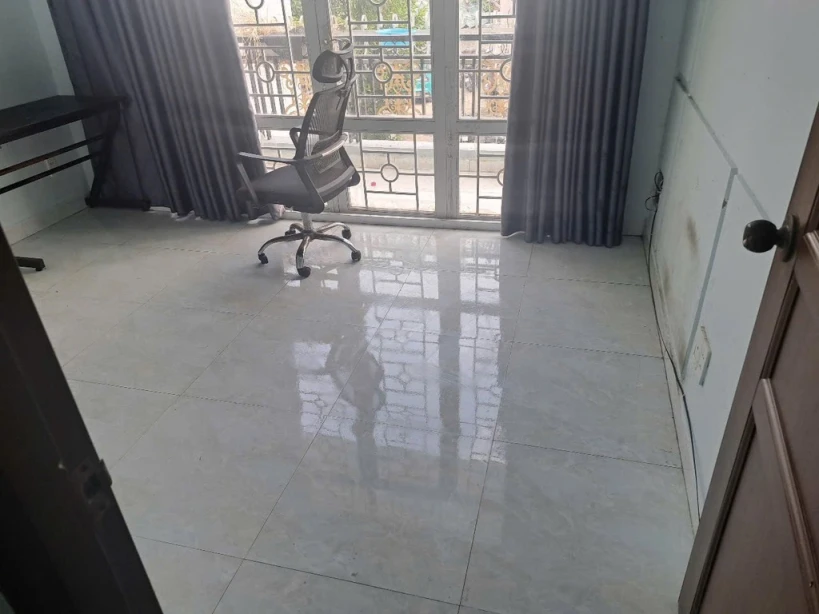 BÁN NHÀ QUẬN 7, 4 x 14.5m, GẦN HUỲNH TẤN PHÁT, HẺM 6m, 3 TẦNG, 6.x TỶ