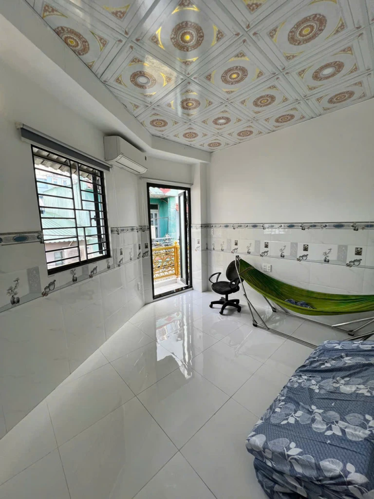 BÁN NHANH CĂN  NHÀ MỚI 100% – VỊ TRÍ ĐẸP BÌNH TÂN, GẦN AEON TÂN PHÚ