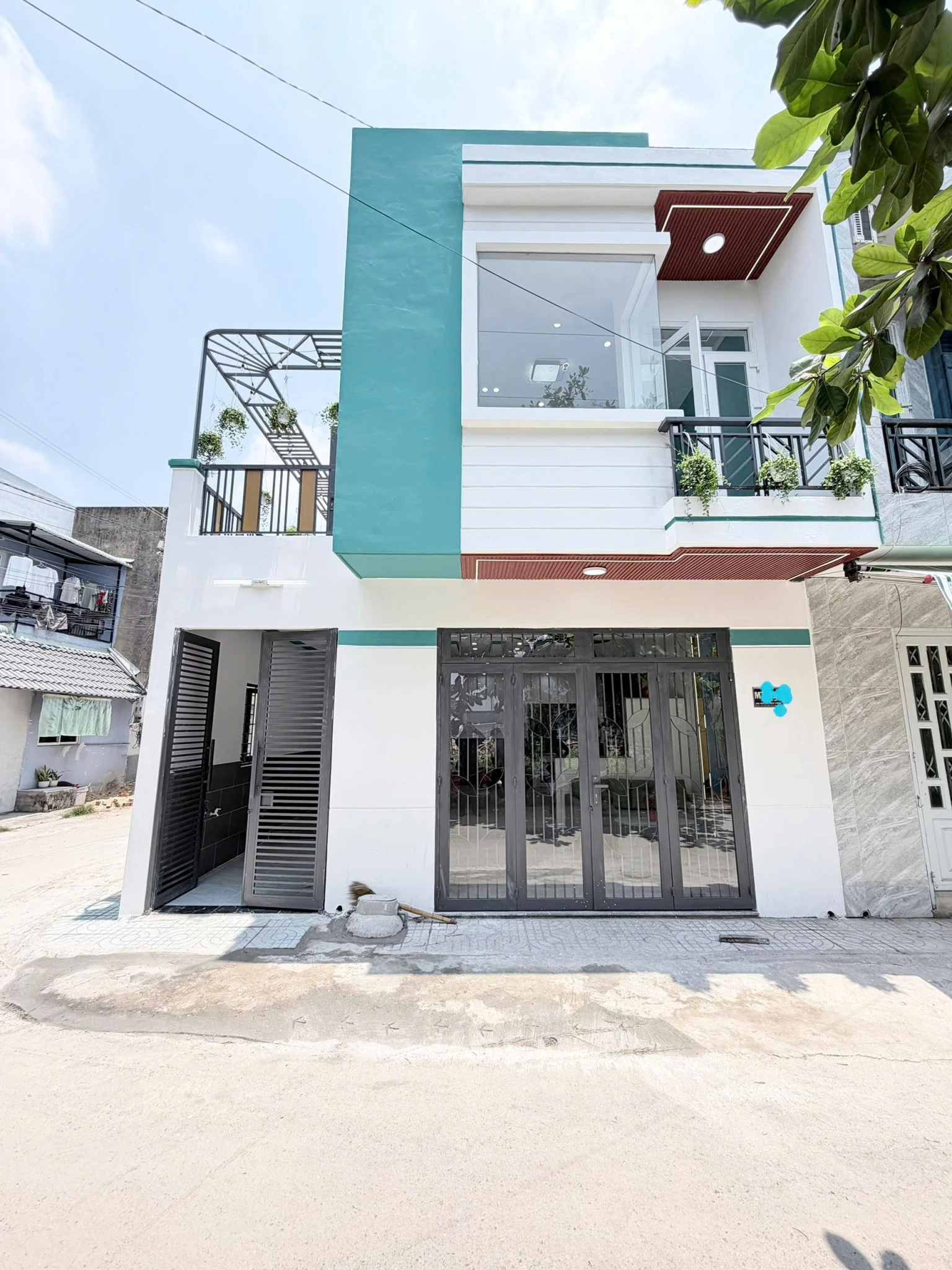 Bán Gấp Căn Nhà Ở ngay gần chợ Mỹ Hạnh Nam, Huyện Đức Hòa, Long An