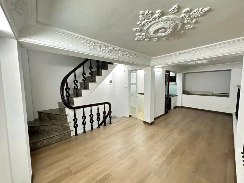 Bán nhà Minh Khai- Hai Bà Trưng50 50m2 ,5 tầng giá, 12 tỷ