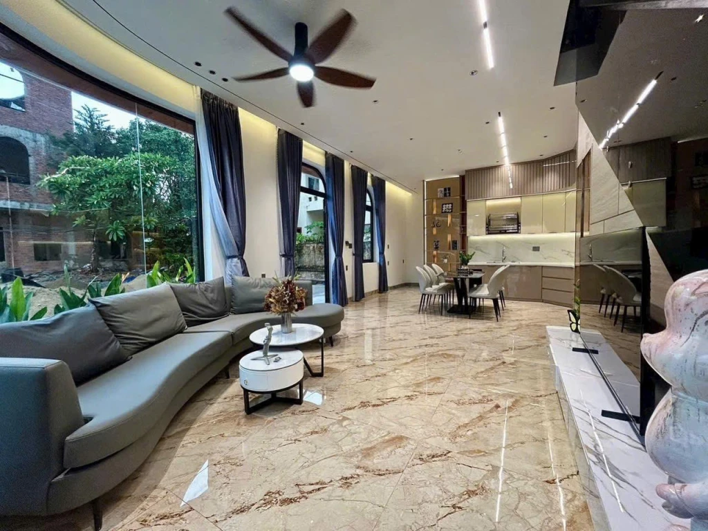 NHÀ 2 MẶT TIỀN ĐÀO CÔNG SOẠN – GẦN BIỂN XUÂN THIỀU – VỊ TRÍ ĐẸP, GIÁ HẤP DẪN