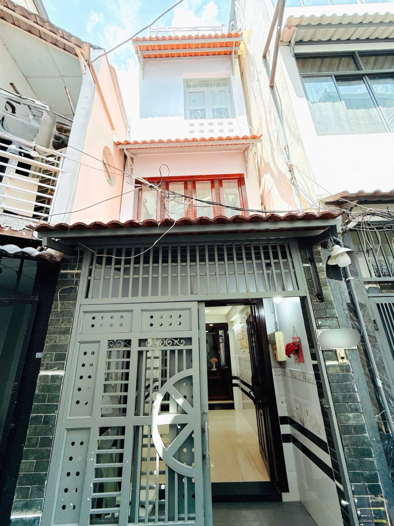 Nhà 3 tầng trống vào ở liền gần chợ Rạch Ông P. Chánh Hưng. Giá 3,98 tỷ bớt lộc Nhà 3 tầng trống vào ở liền gần chợ Rạch Ông P. Chánh Hưng. Giá 3,98 tỷ bớt lộc