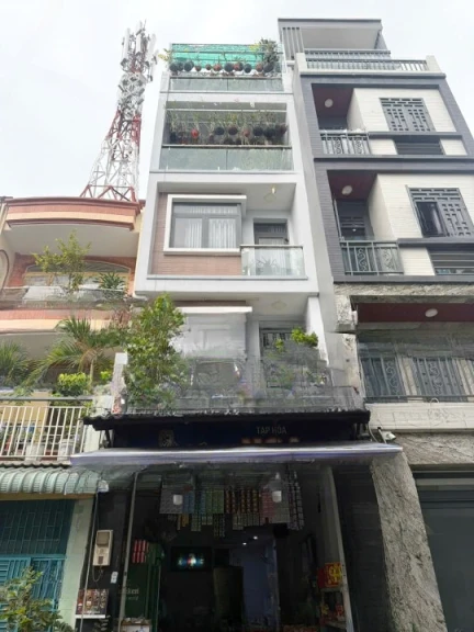 Nhà 5 tầng nở hậu đường nội bộ 8m Dương Bá Trạc P. Chánh Hưng. Giá 13,5 tỷ TL