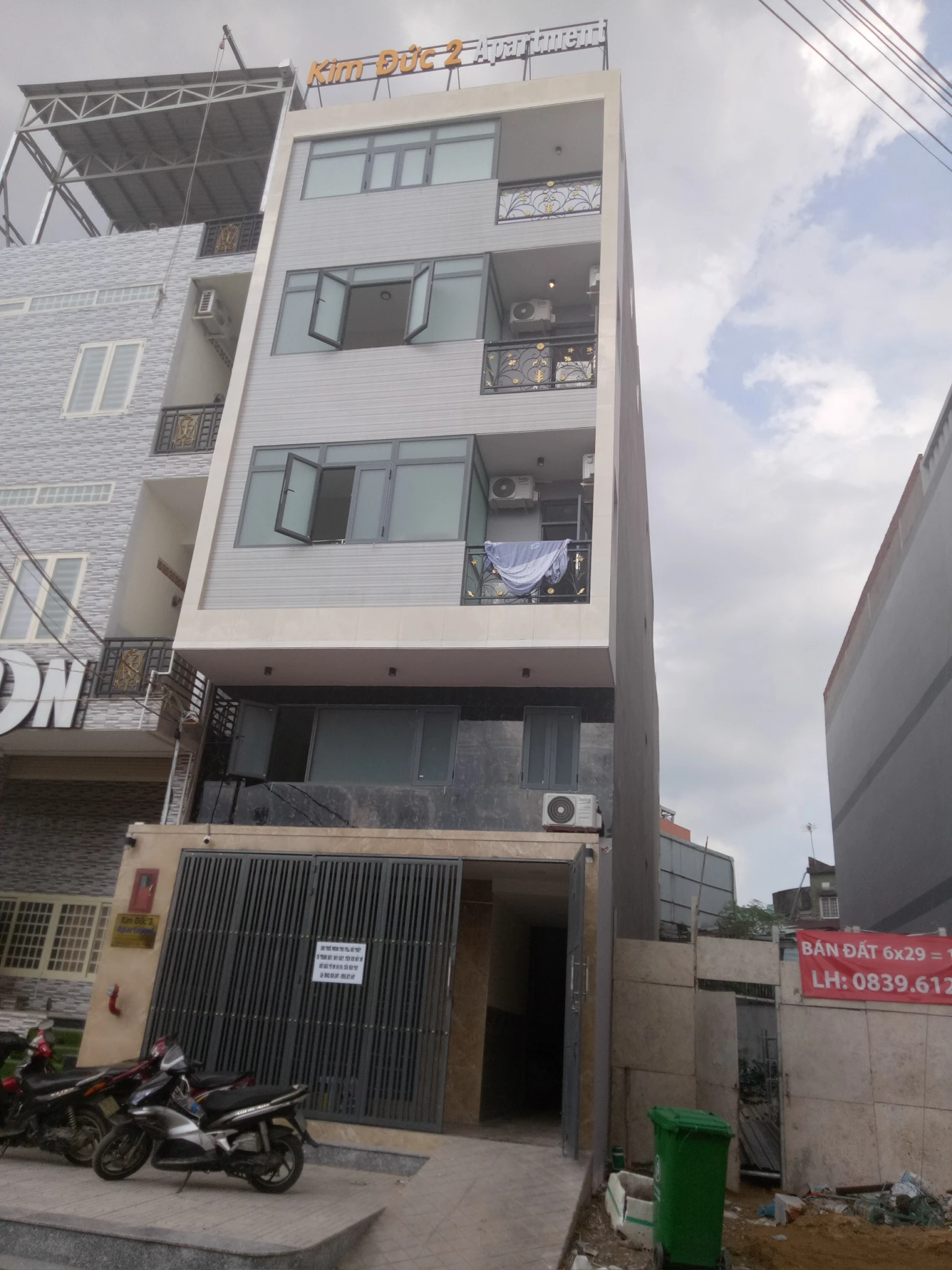 CĂN HỘ DỊCH VỤ 33 PHÒNG,THU NHẬP 95TR/TH, DT SÀN TỚI 900M2 PHÒNG ĐẦY ĐỦ NỘI THÁT.