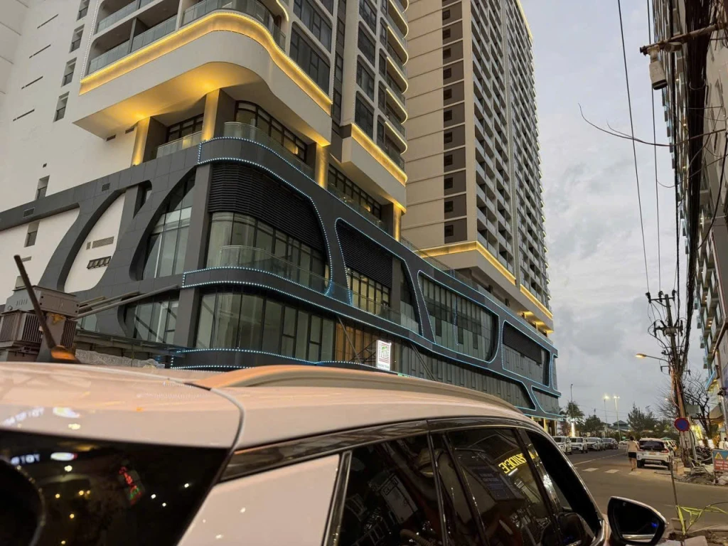 KHÁCH SẠN 5 SAO – BIỂN MỸ KHÊ – VÕ NGUYÊN GIÁP, ĐÀ NẴNG