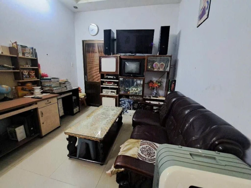 BÁN NHÀ HƯNG PHÚ DT 152M2 NHỈNH 5 TỶ CÁCH MT 20M  0948769331