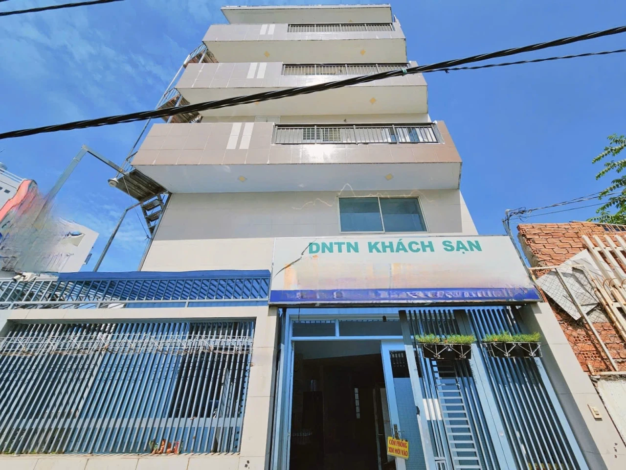 CHDV 5 TẦNG – 9 PHÒNG – HXH THÔNG – HOÀNG HOA THÁM, GẦN CHỢ CÂY QUÉO – 45TR/TH – 10.9 TỶ