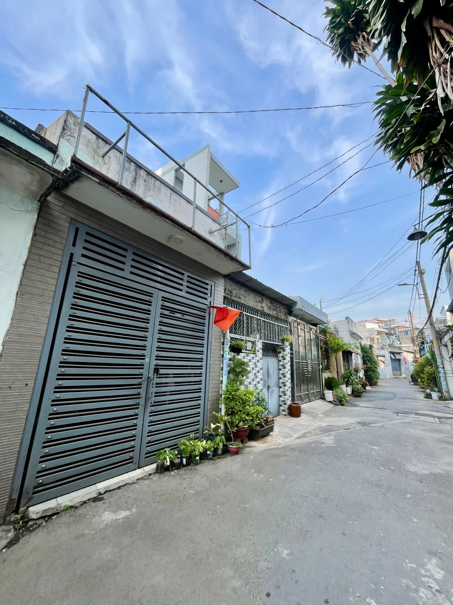 BÁN NHÀ 2 MẶT TIỀN GẦN LÊ VĂN VIỆT HIỆP PHÚ QUẬN 9 - 92M2 - ĐỐI DIỆN VINCOM LÊ VĂN VIỆT