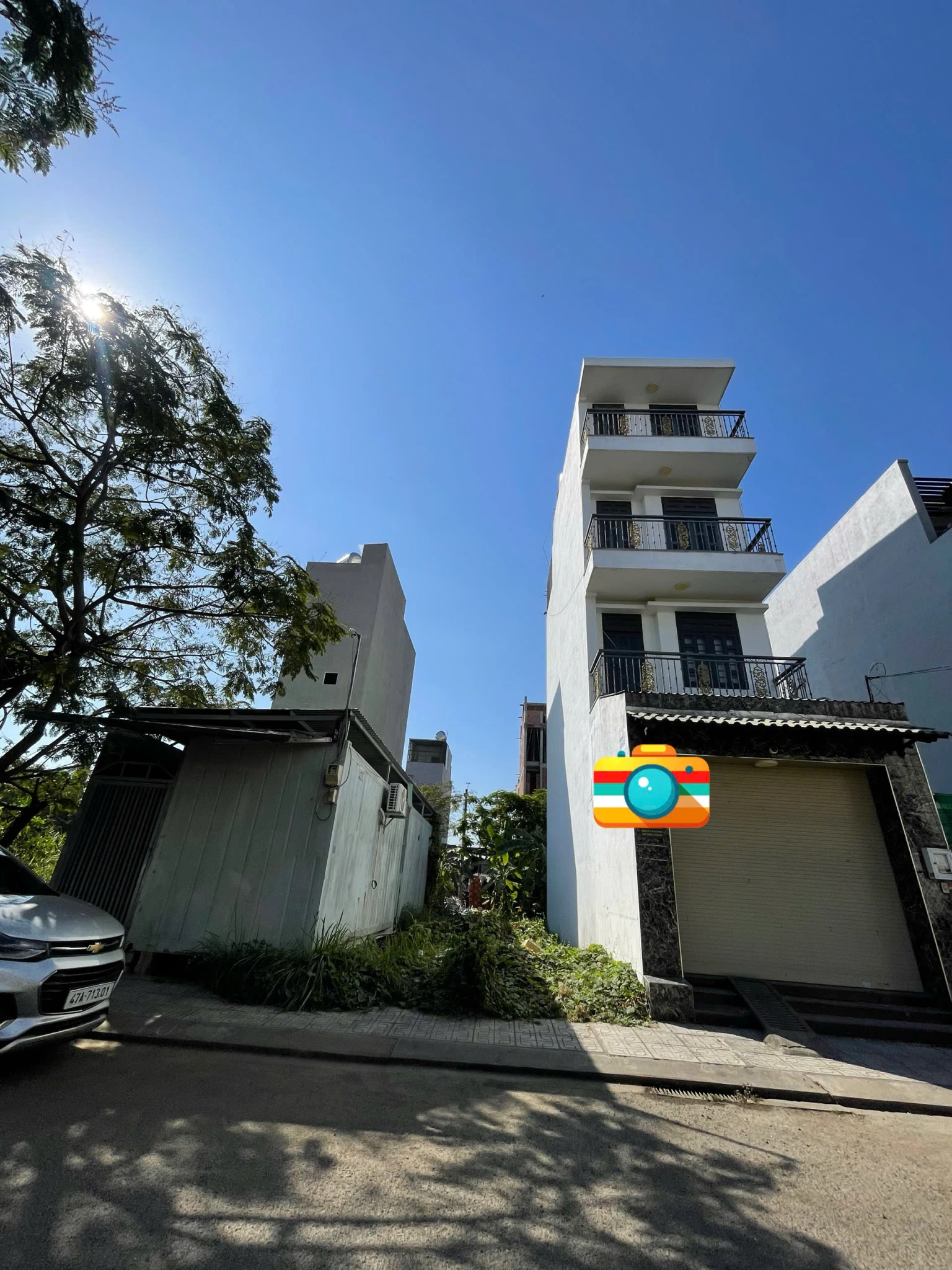 BÁN ĐẤT TẶNG NHÀ ĐÌNH PHONG PHÚ QUẬN 9 - TIỀM NĂNG RA MẶT TIỀN - CHỈ 5 TỶ