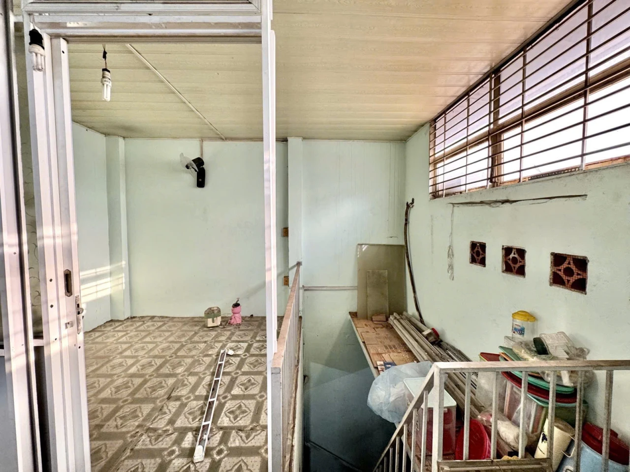 MẶT TIỀN PHÓ ĐỨC CHÍNH – NGANG GẦN 5M – XE HƠI VÀO NHÀ – TẦM 10 TỶ