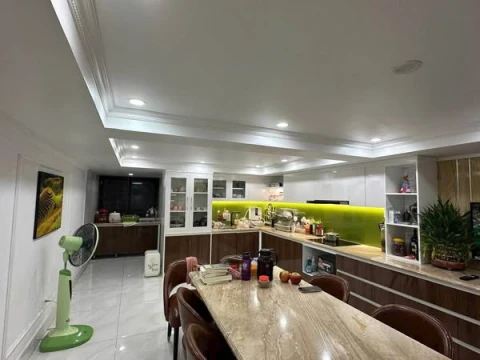 BÁN NHÀ CỘT 3- TRUNG TÂM HỒNG HẢI- Hạ Long