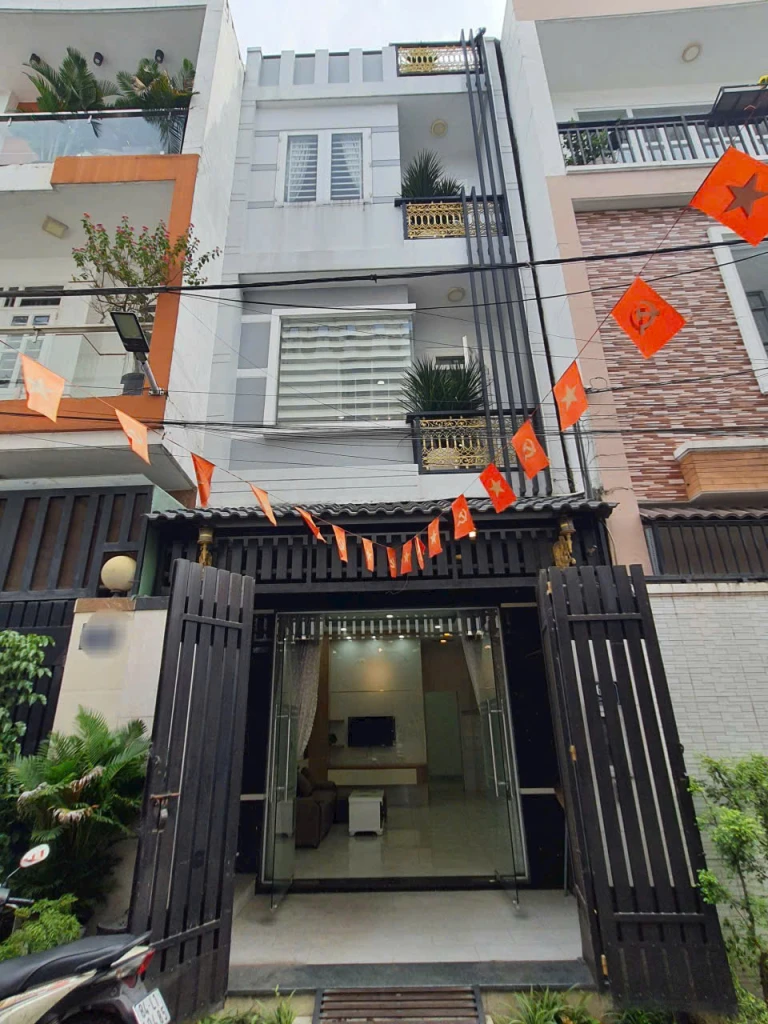 Bán nhà  Full nội thất đường số 5 Linh Xuân Thủ ĐứcTPHCM ,LH 0909428959.