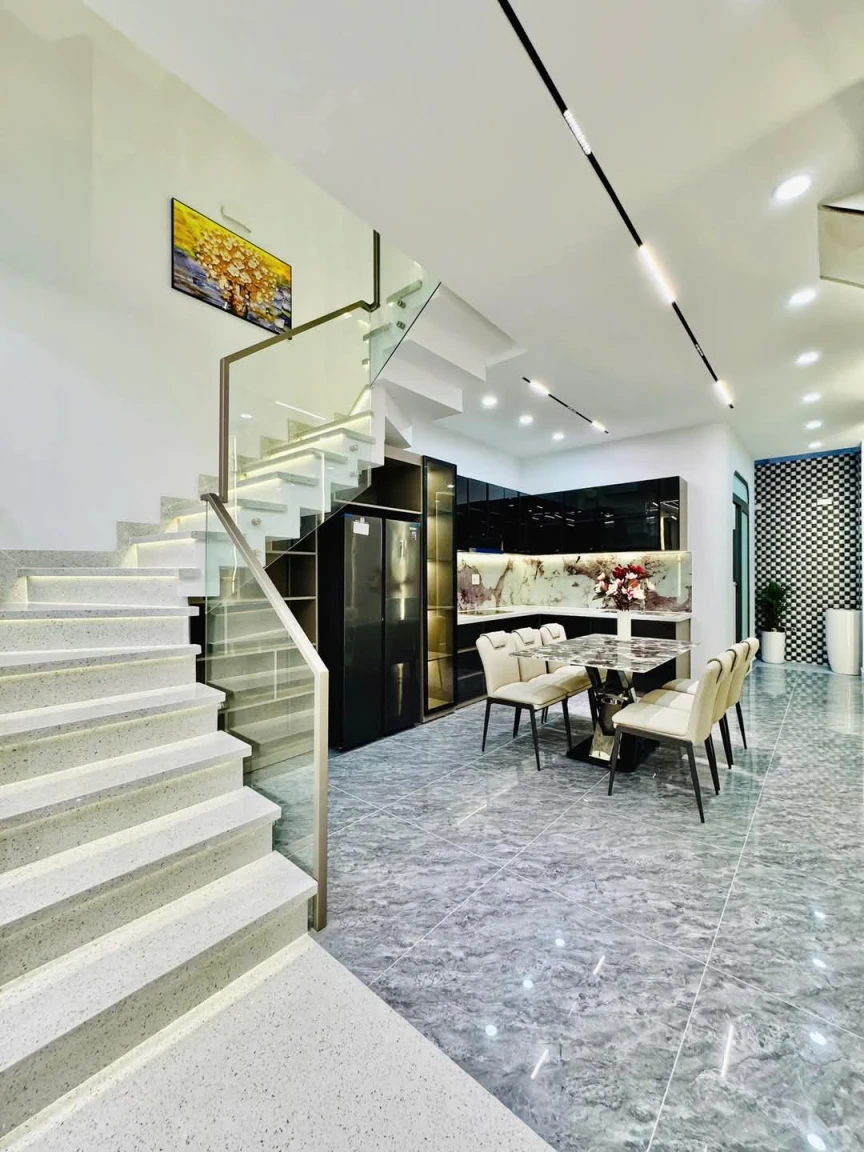 9.9 TỶ – NHÀ ĐẸP HIỆP NHẤT, XE HƠI VÀO TẬN NHÀ – KHU VIP ĐỆ NHẤT KHÁCH SẠN 9.9 TỶ – NHÀ ĐẸP HIỆP NHẤT, XE HƠI VÀO TẬN NHÀ – KHU VIP ĐỆ NHẤT KHÁCH SẠN
