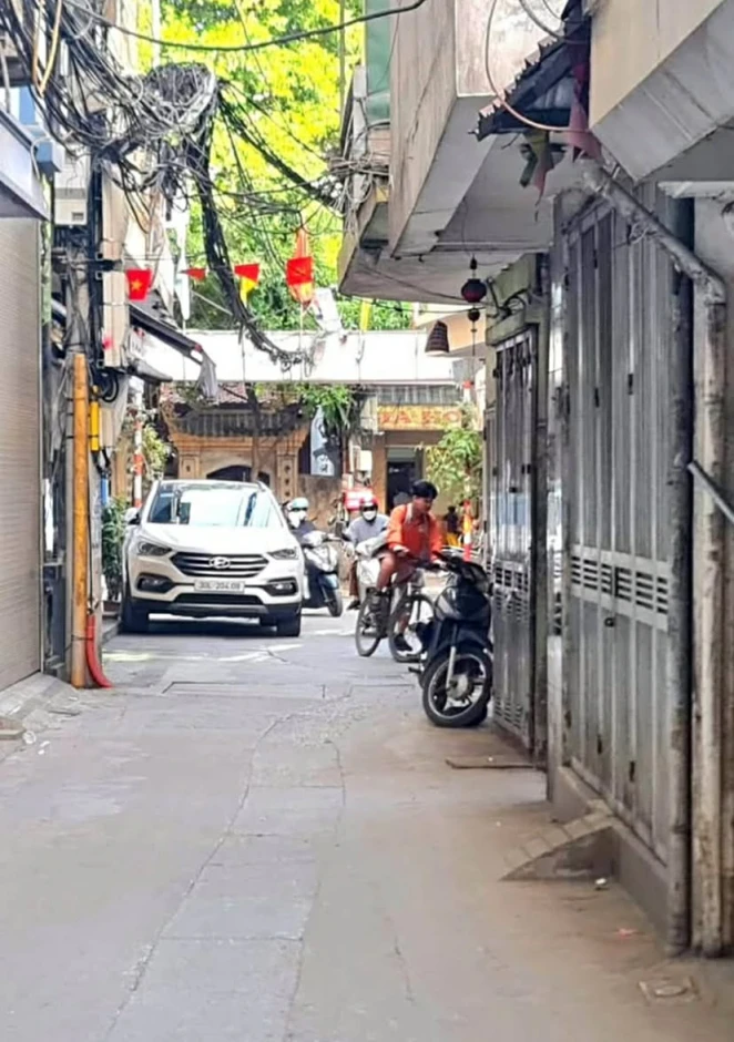 PHỐ HIẾM NHÀ BÁN!!! NHÀ RIÊNG TẠI XUÂN THUỶ/ CẦU GIẤY- DT 48M2- Ô TÔ QUA NHÀ- LÔ GÓC- MẶT NGÕ KINH DOANH