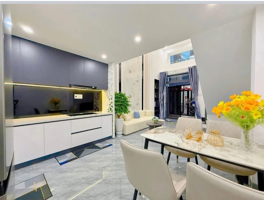 NHÀ KIỆT TRẦN CAO VÂN