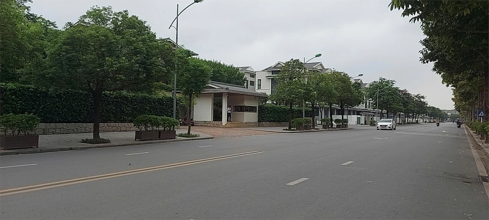 Bán gấp liền kề An Hưng Dương Nội sẵn dòng tiền 82,5m2 4T, 20 tỷ. Liên hệ ngay 0982 685 739