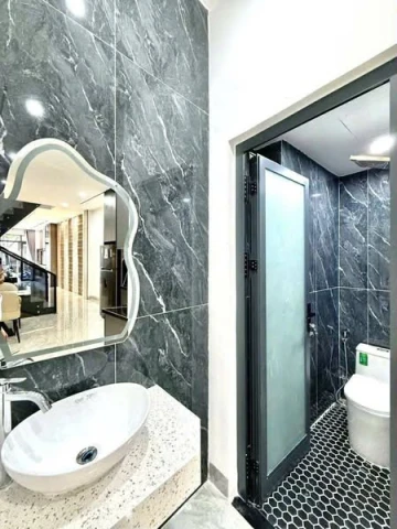 Nc- Cho Thuê Nhà Đẹp Mặt Tiền Đường Huỳnh Ngọc Huệ- Thanh Khê,