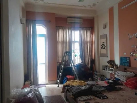 NHÀ PHỐ HOÀNG CẦU - 54M2 - NHÀ DÂN XÂY KIÊN CỐ - NGÕ THÔNG - GẦN PHỐ