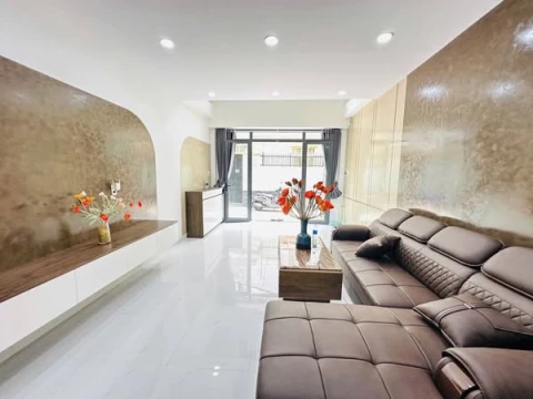 - NHÀ 5 TẦNG - QUANG TRUNG - TRUNG TÂM Q GV - TIỆN ÍCH BỦA VÂY