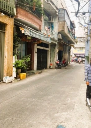 BÁN NHÀ HẺM THÔNG, NGAY CHỢ TÂN BÌNH NHỈNH 2 t.ỷ xíu