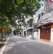 NHÀ 5 TẦNG - VIEW MẶT HỒ GIANG XÁ - HOÀI ĐỨC - VỈA HÈ Ô TÔ TRÁNH - KINH DOANH - CẠNH CHỢ GIÁNG XÁ