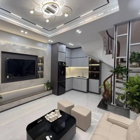 Bán nhà phố Tôn Đức Thắng – Trung tâm quận Đống Đa