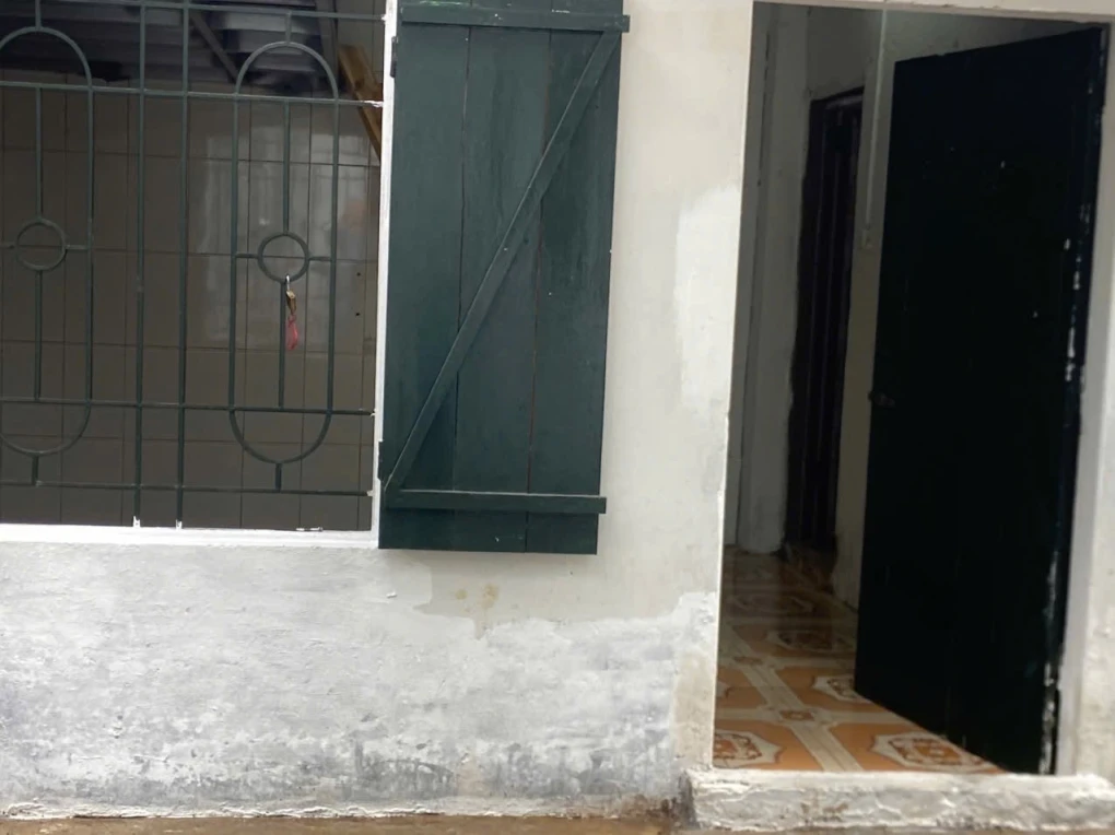 Cho thuê nhà cấp 4 30m2 đường nước Phần Lan, Phường Tứ Liên, Quận Tây Hồ, Hà Nội