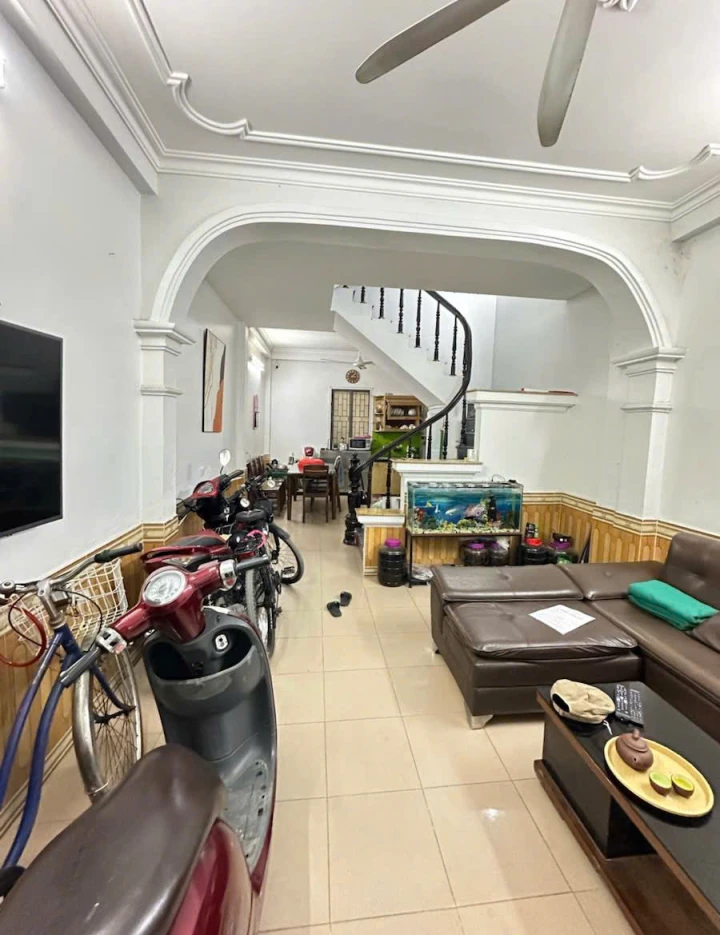 Bán nhà Khương Đình – Thanh Xuân 40m² × 4 tầng, ngõ nông gần phố, thiết kế 5 phòng – Giá 10,5 tỷ