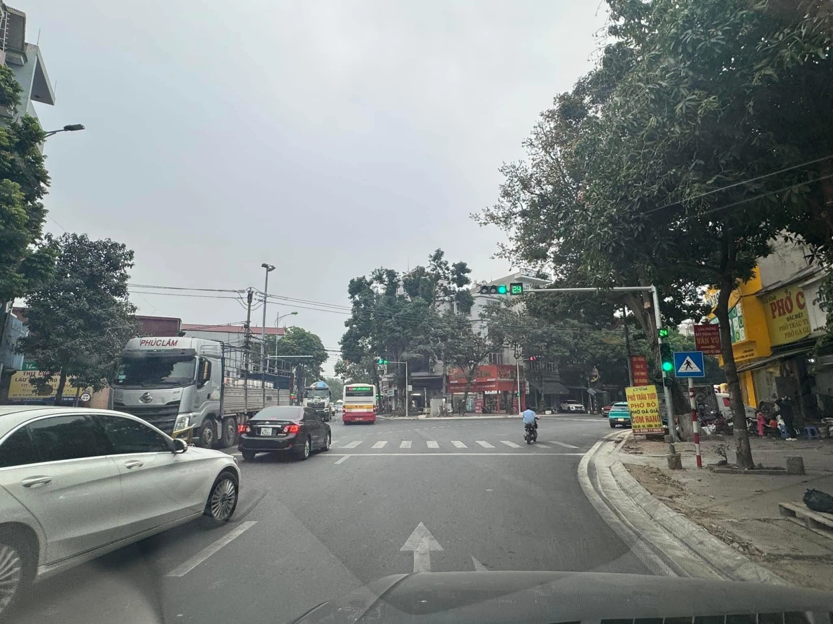 69,2m mặt Cao Lỗ - Đông Anh